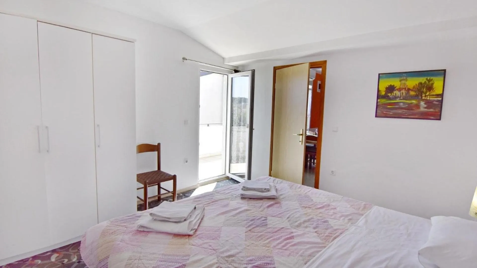 Apartment Mit Zwei Schlafzimmern Und Meerblick In Zambratija
