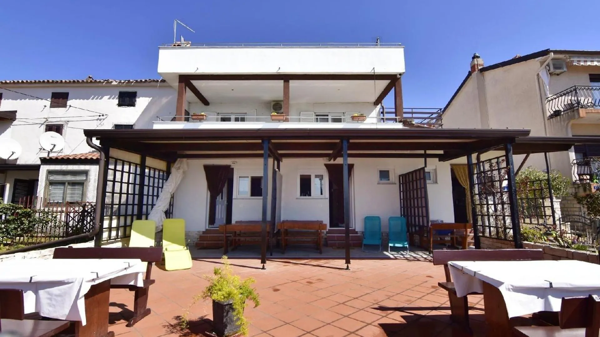 Apartment Mit Zwei Schlafzimmern Und Meerblick In Zambratija